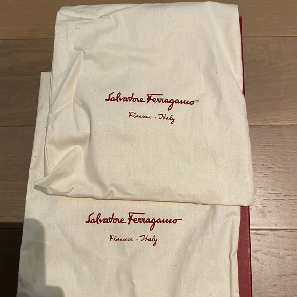 Salvatore Ferragamo Leather Loafer - Picture 7 of 7